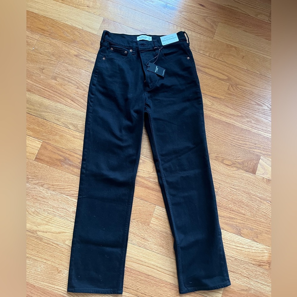 Abercrombie 90s straight leg black jeans